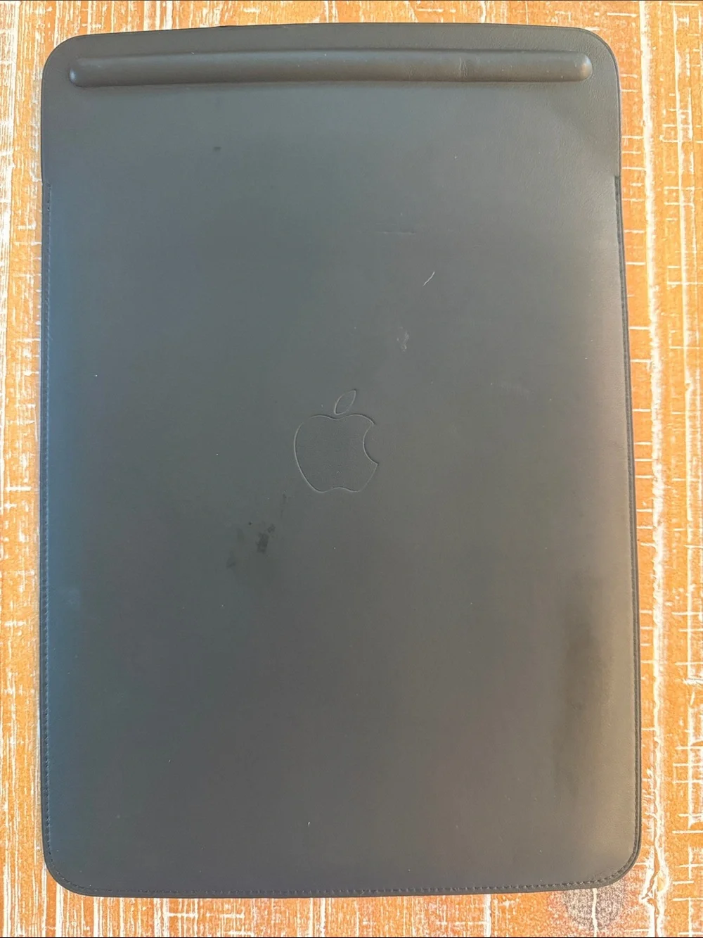 Apple iPAD Tablet Folio Case with Stylus Holder - by Apple